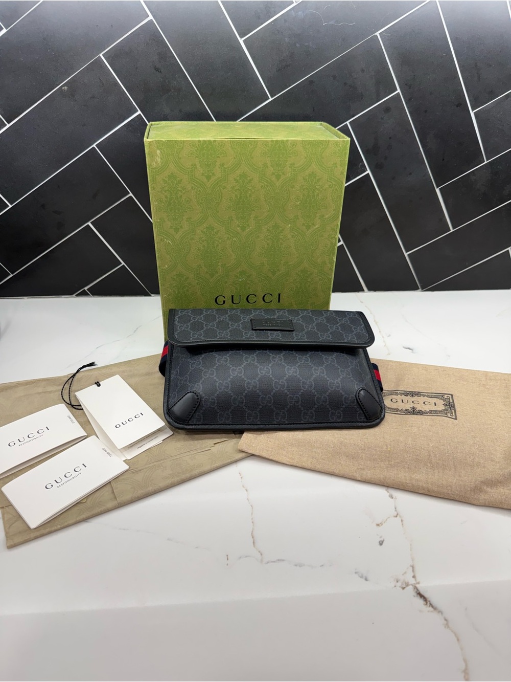 Gucci GG black belt bag in pristine condition